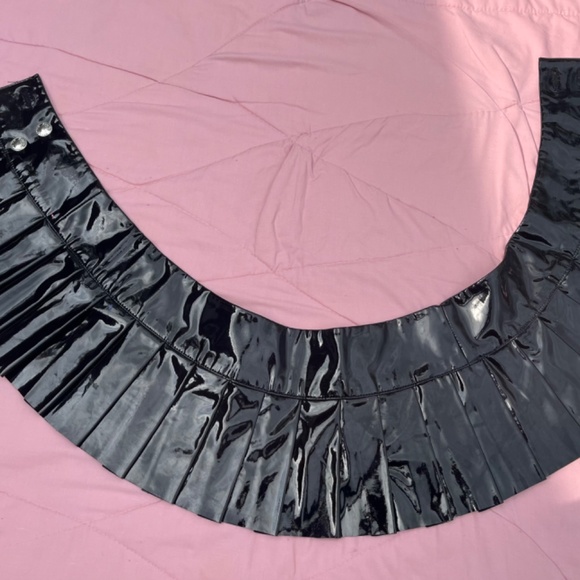 Forplay Vinyl Wet Look  Fetish Bondage Pleated Super Mini Skirt Club  Lingerie - Picture 7 of 13